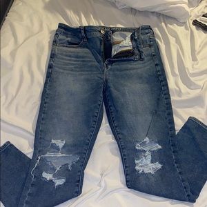 Ripped American Eagle Jeggings